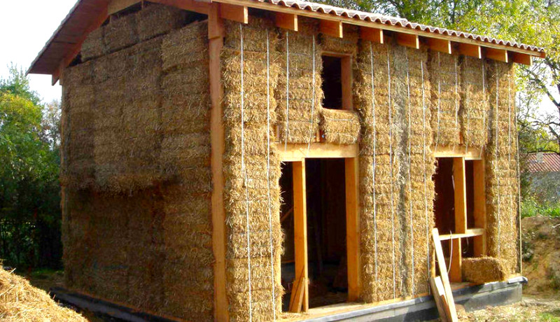 Modelos de Bioconstrucción en Institutos de secundaria